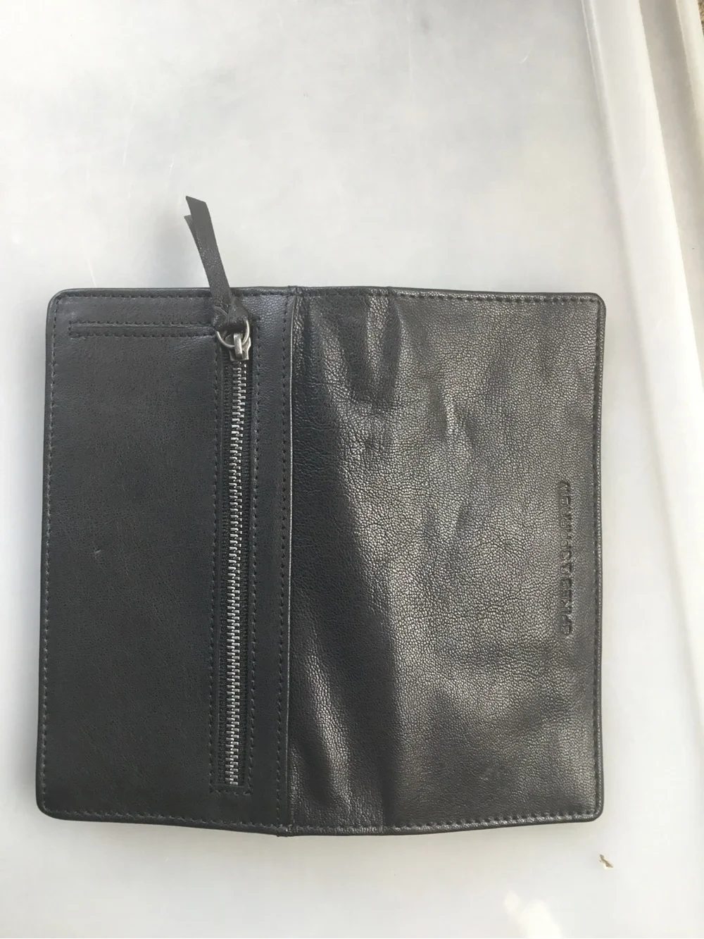 Women's Genuine Leather Black Trifold Wallet ID Windows Snap Closure